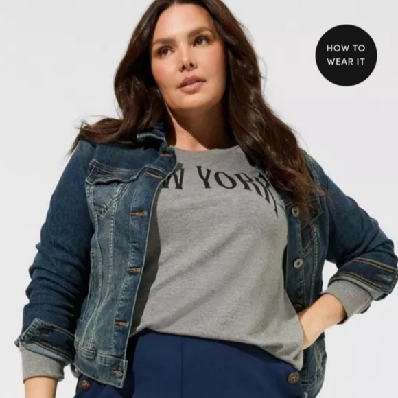 Torrid Trucker Blue Denim Jean Jacket Size 2 2X - Picture 4 of 6